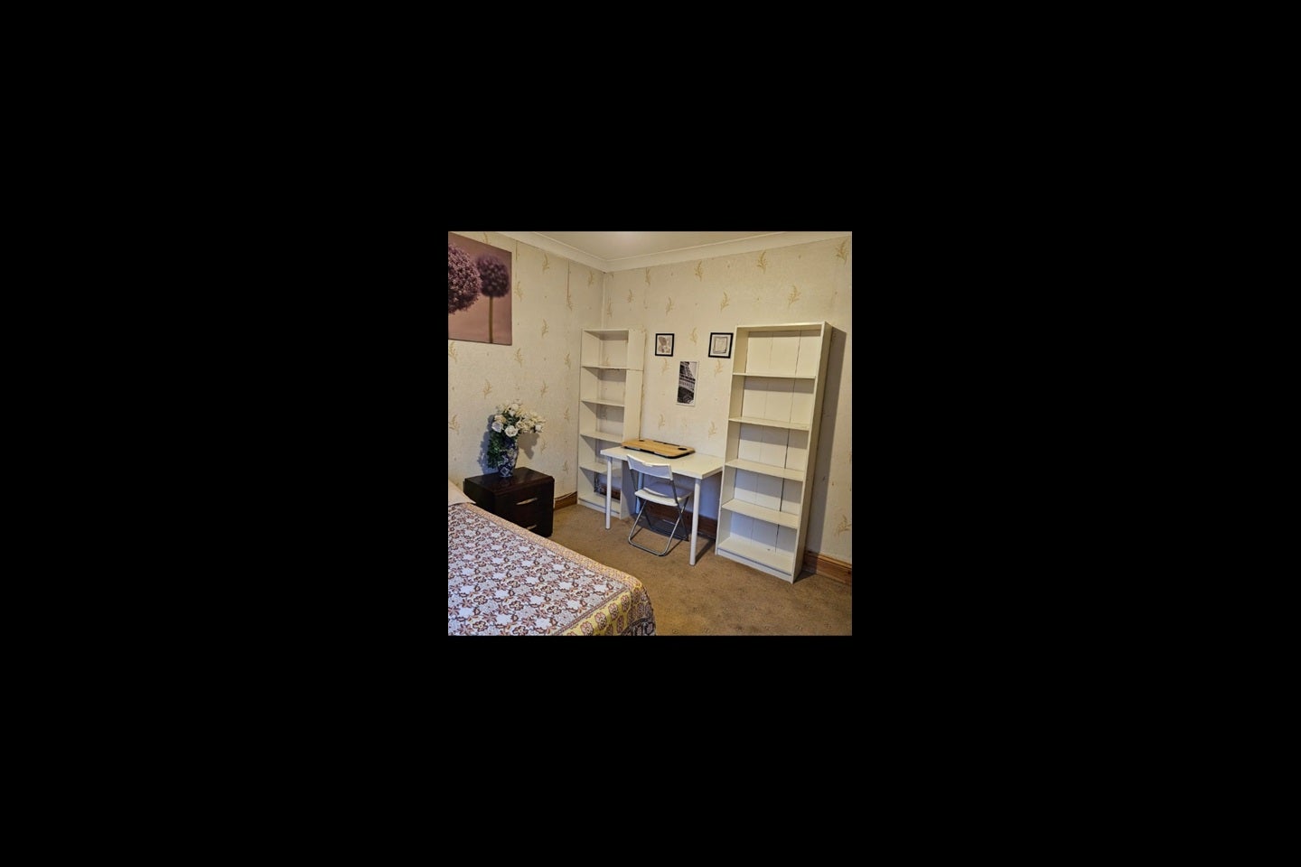 Room Colville Road in Greater London