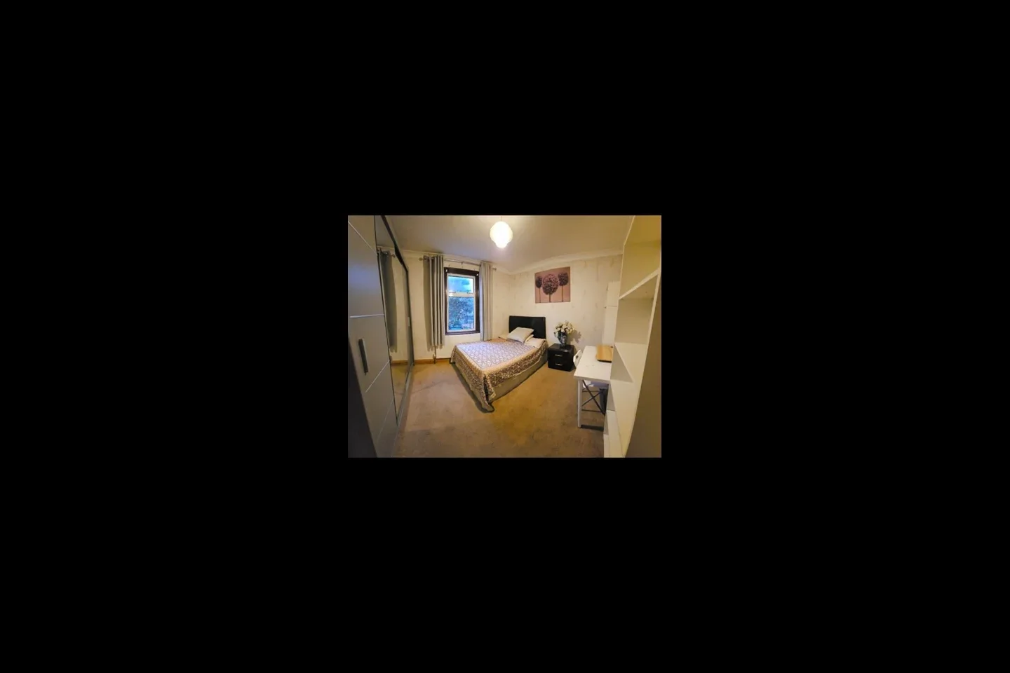 Room Colville Road in Greater London