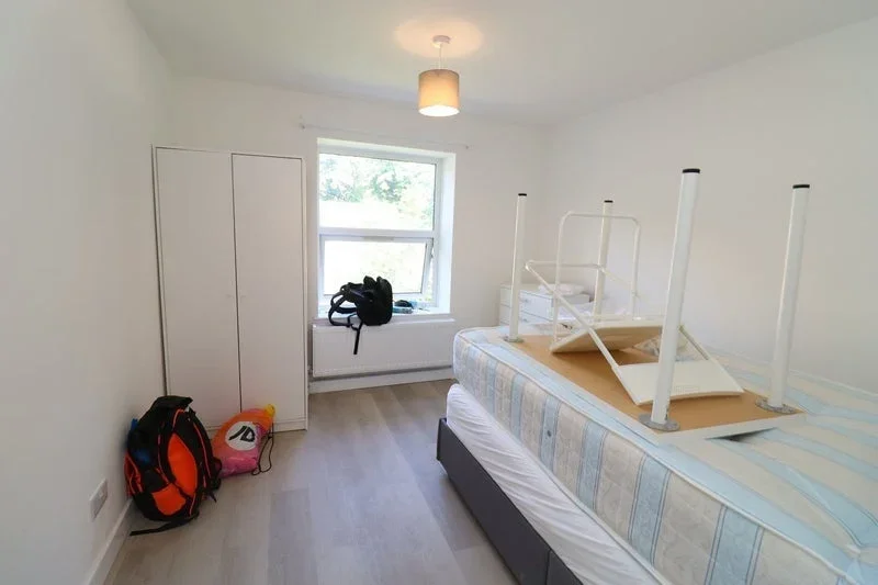 Room Ainsley Street in Greater London