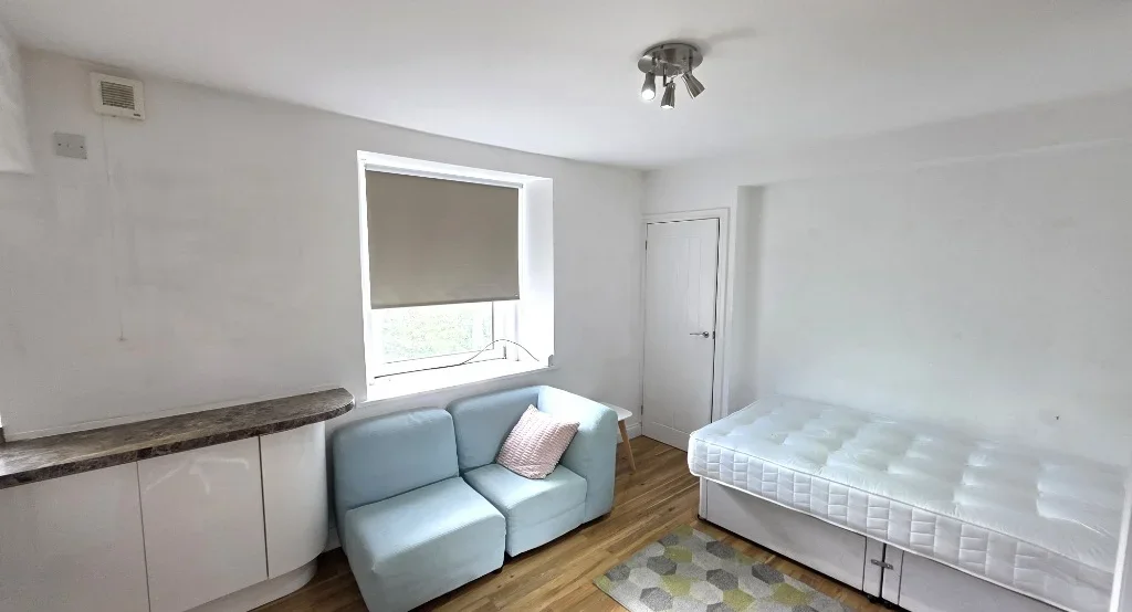 Flat Holburn Street in Aberdeen City