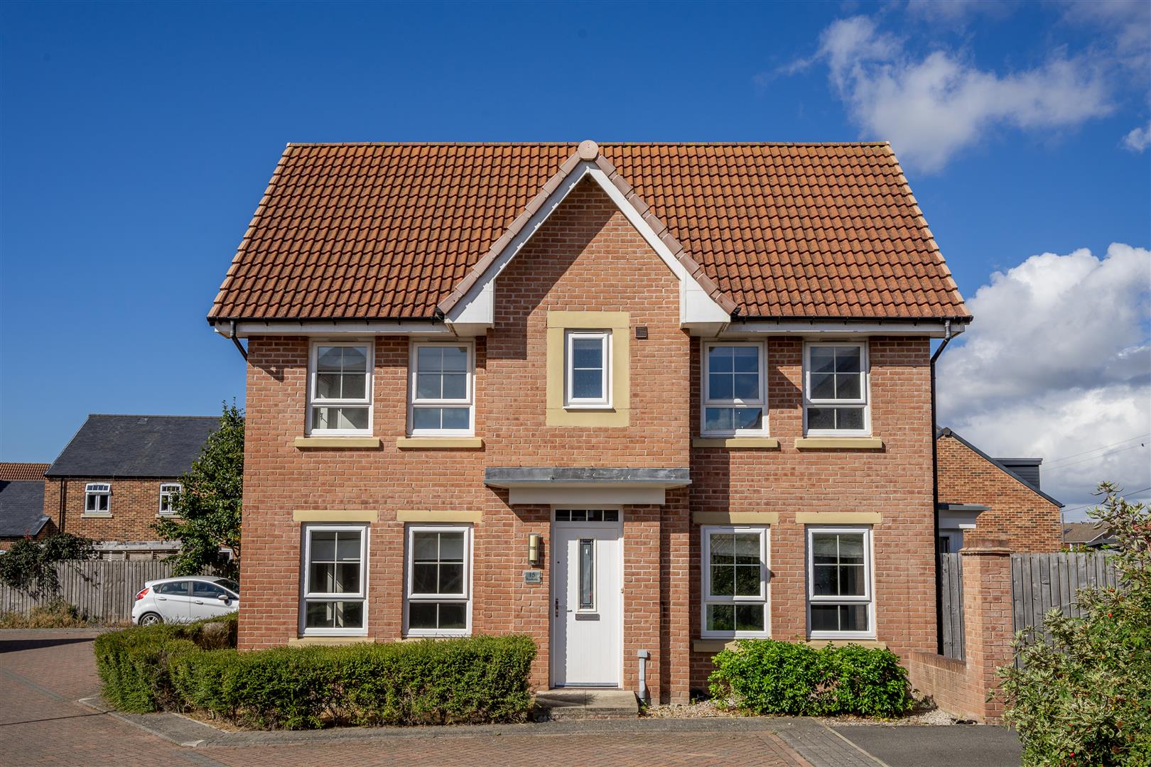 House Brecks Lane in Huntington