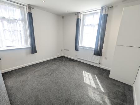 Flat Norton Street in South Kesteven