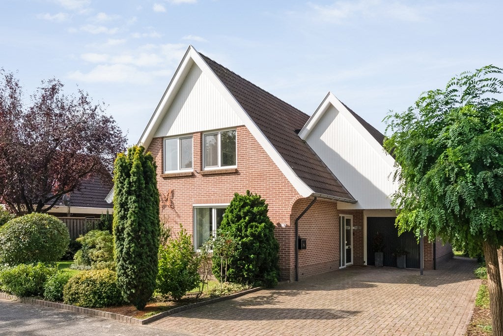 Huis Floralaan 119 in Hardenberg