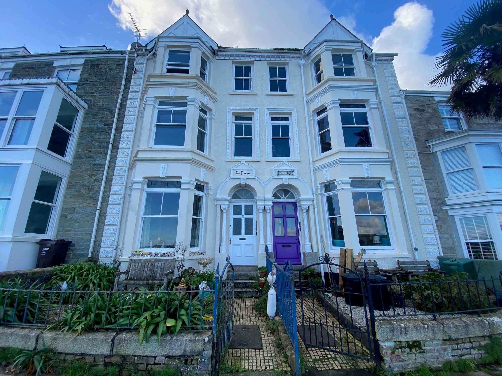 Flat Dunstanville Terrace in Falmouth