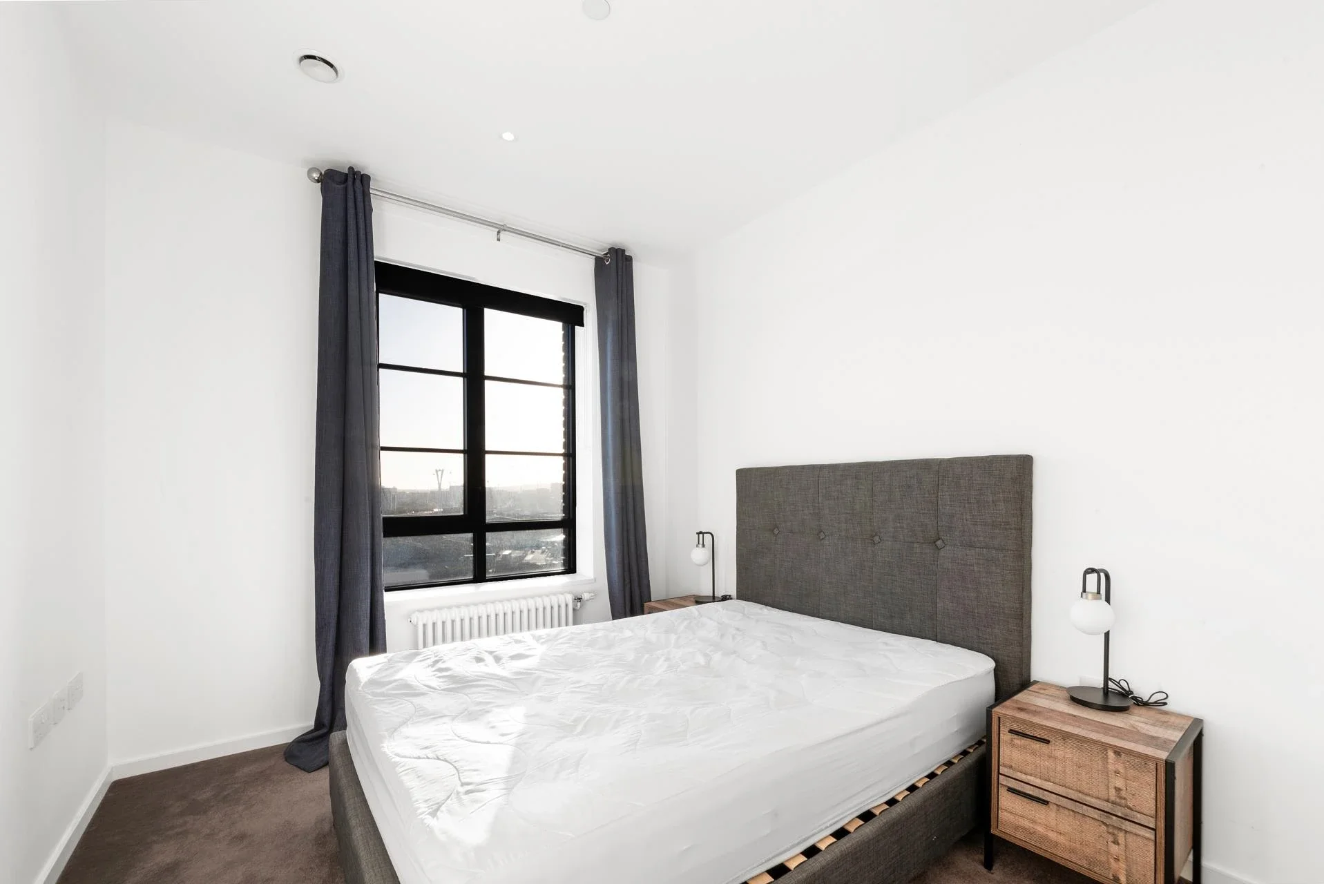 Flat Orchard Place in Greater London