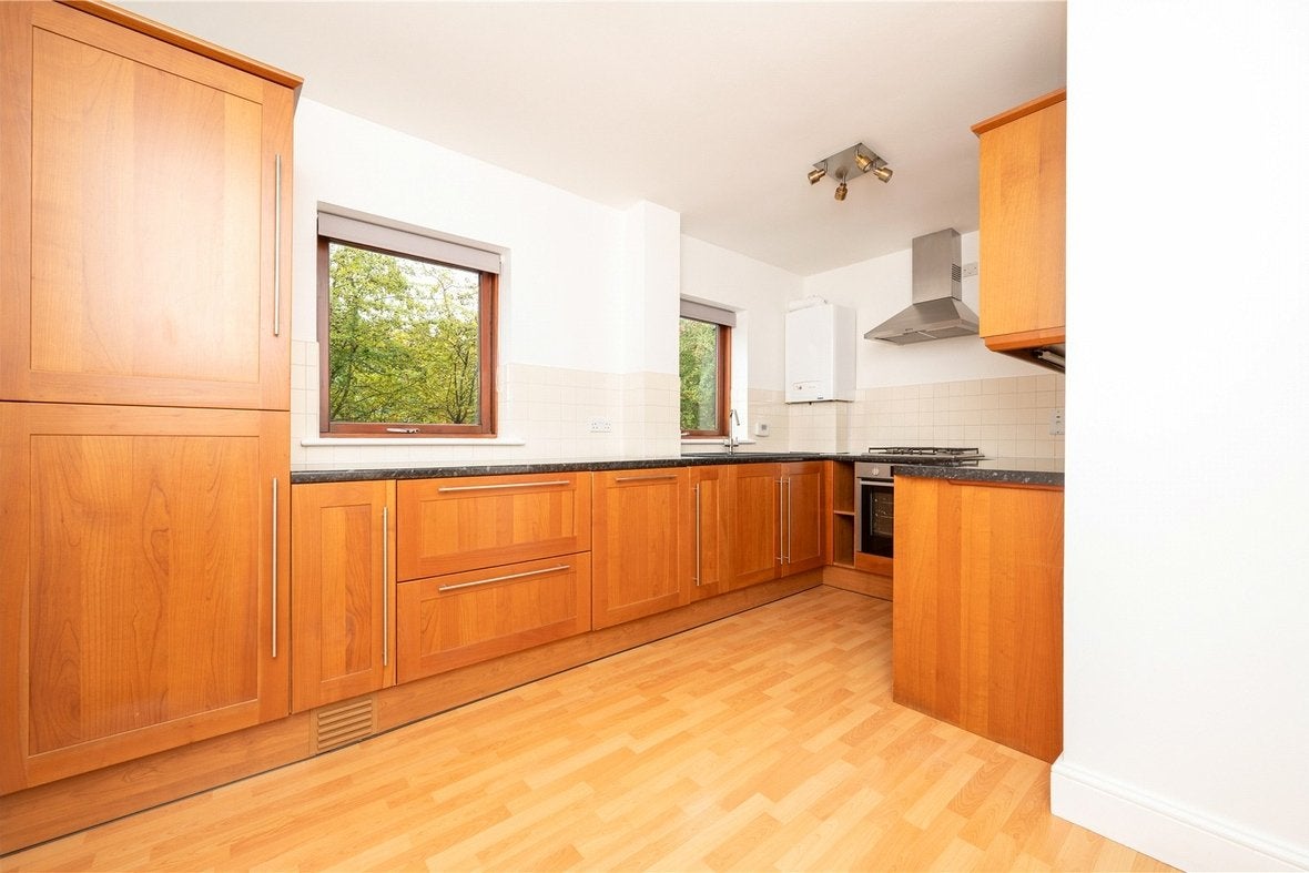 Flat Ashtree Court in St Albans