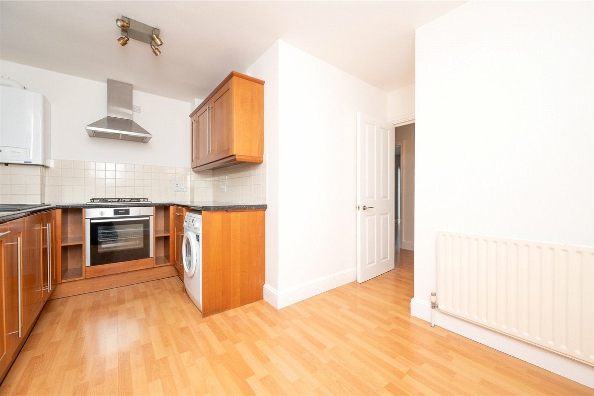 Flat Ashtree Court in St Albans