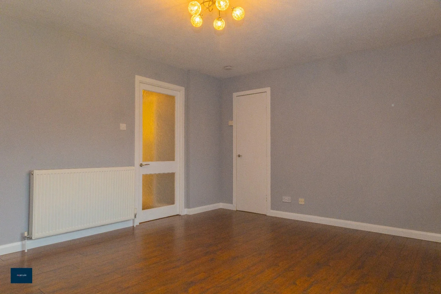 Flat Howth Terrace in Glasgow