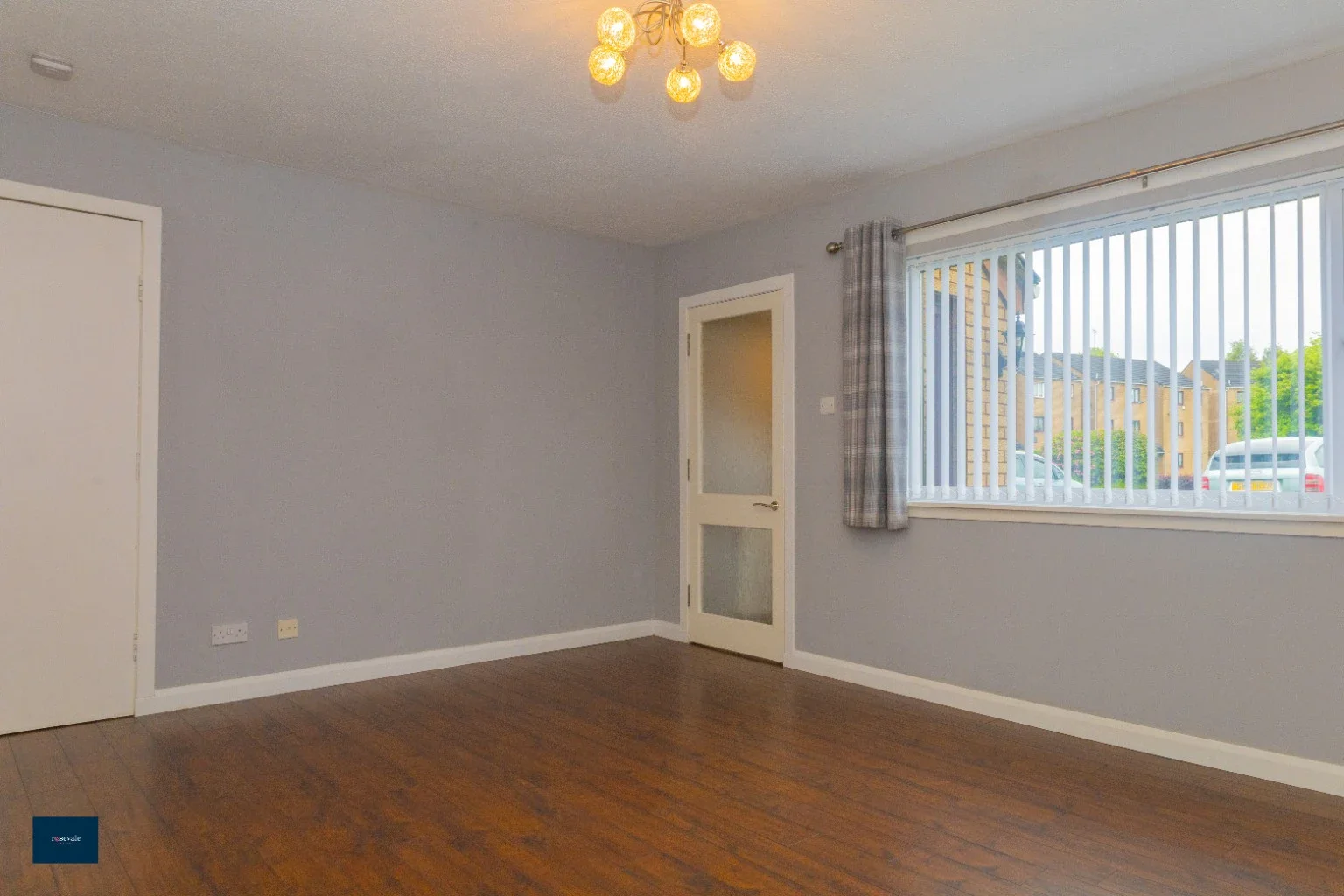 Flat Howth Terrace in Glasgow