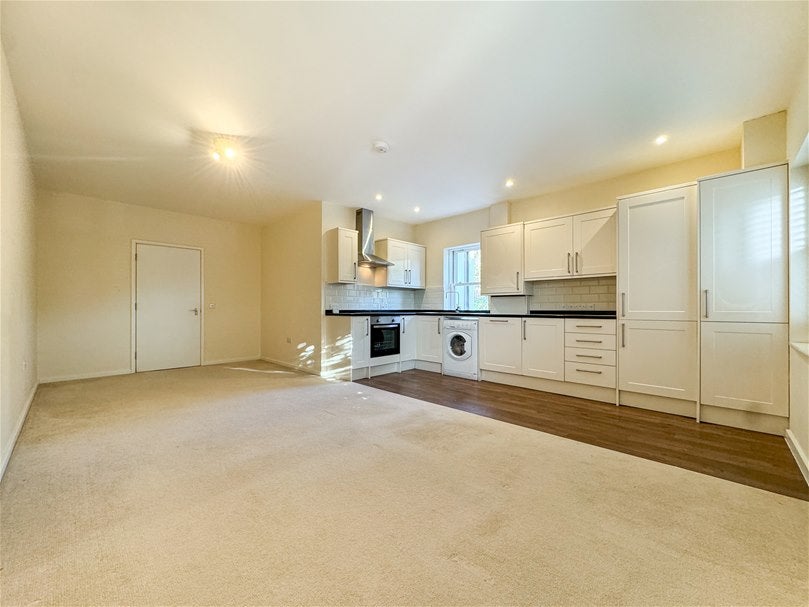 Flat London Road in St Albans