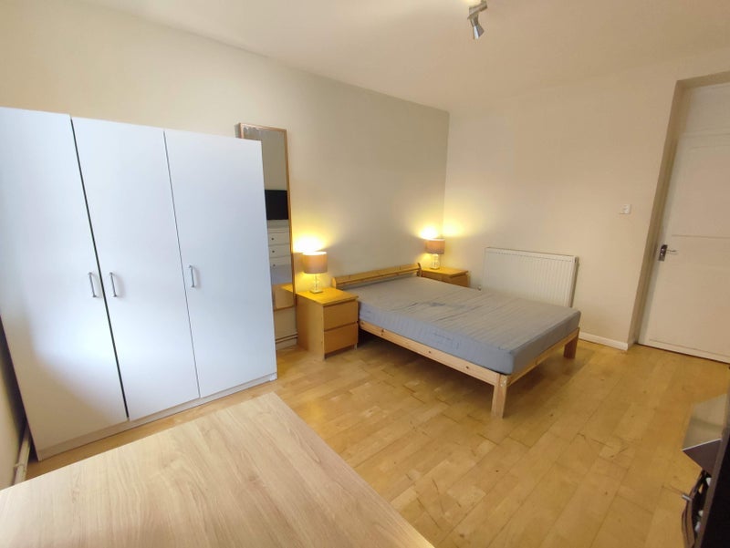 Room Leather Lane in Greater London