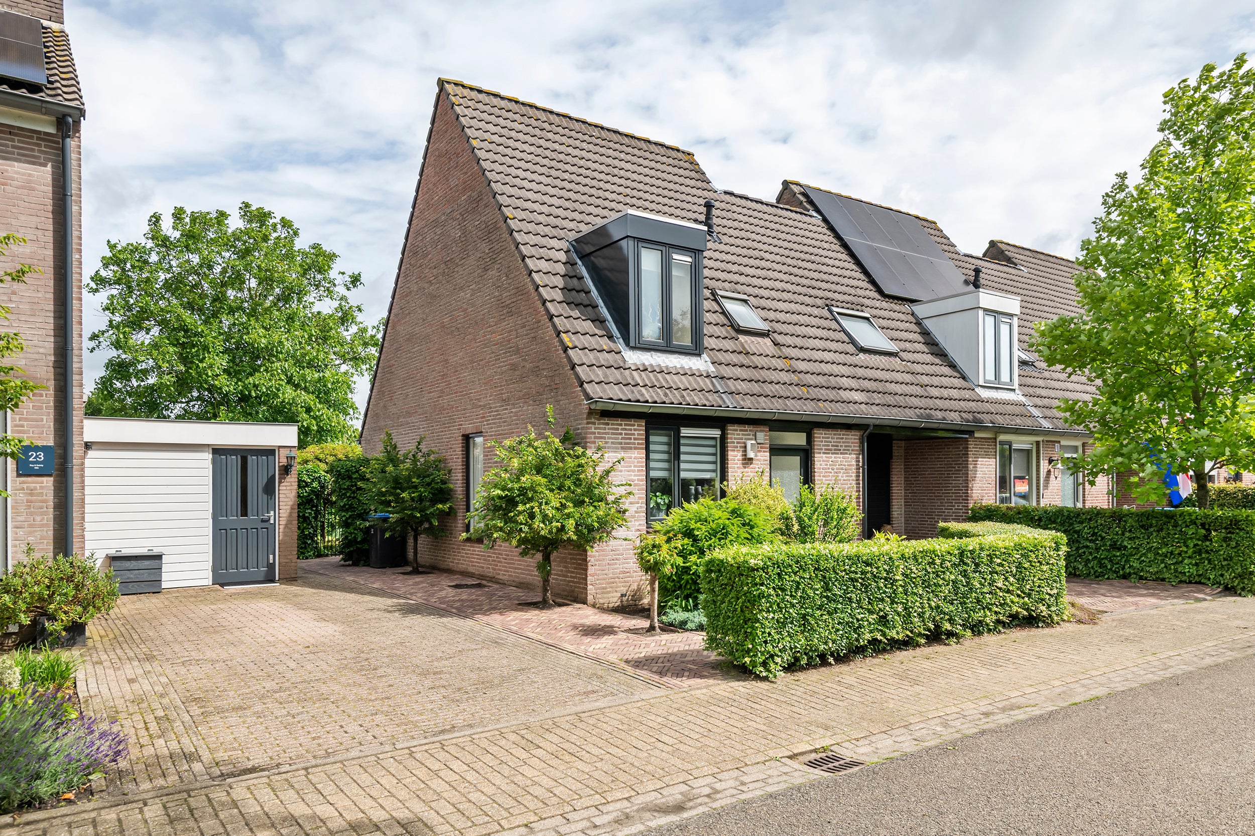 Huis Middenweg 25 in Lienden
