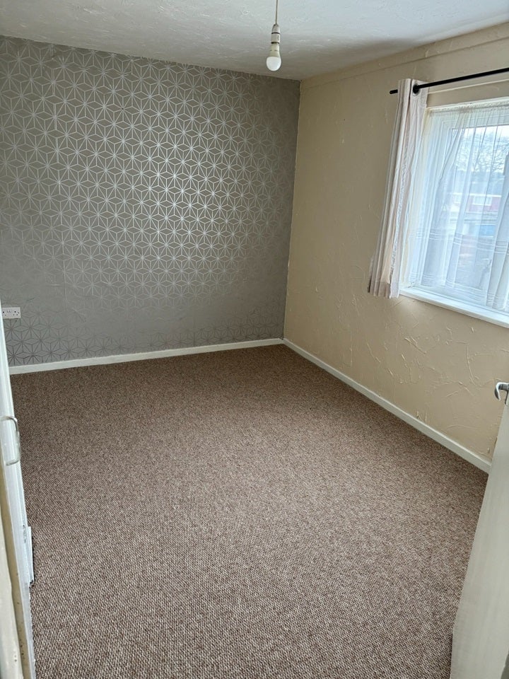 Flat Verity Way in Stevenage
