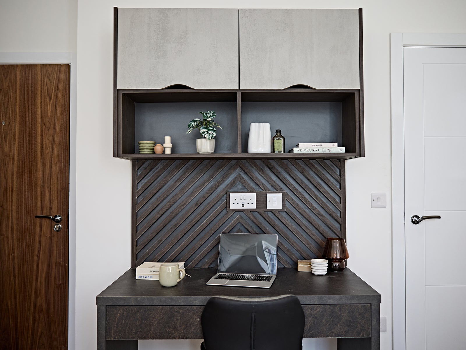Flat Cookridge Street in Leeds