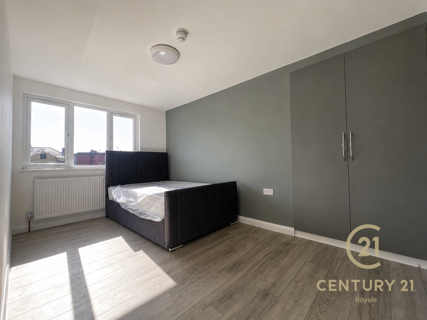 Room Surbiton Road in Greater London