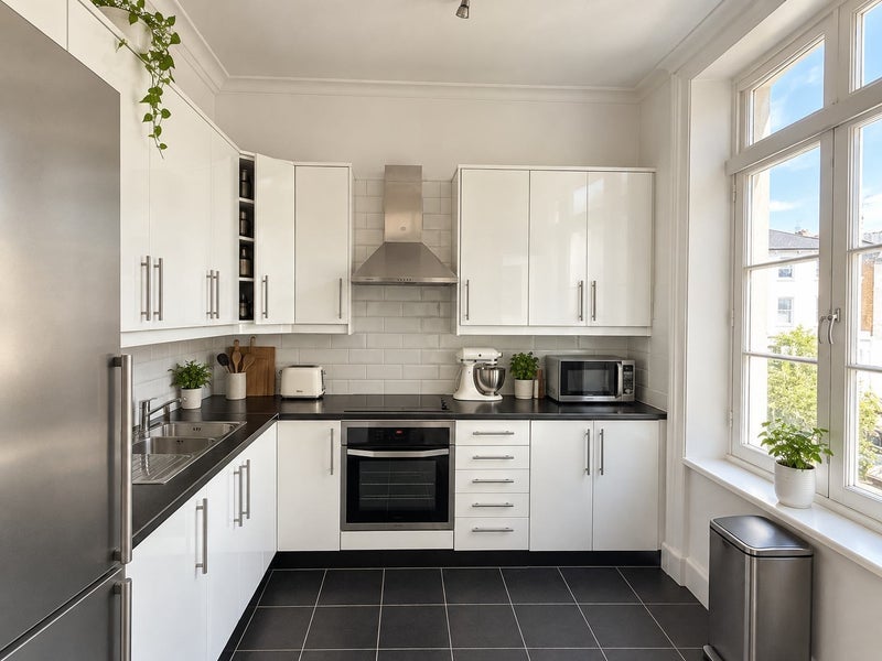 Flat Priory Terrace in Greater London