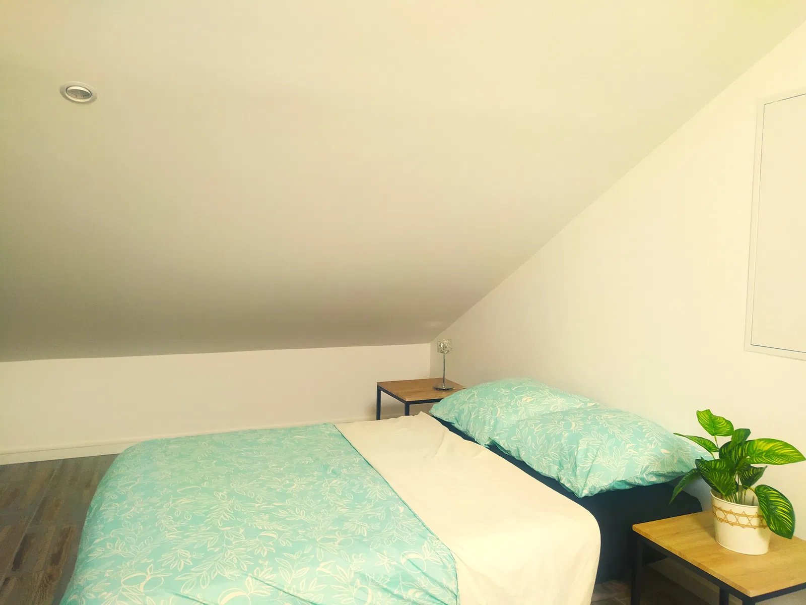 Room Route de Lozanne in Chazay-d'Azergues