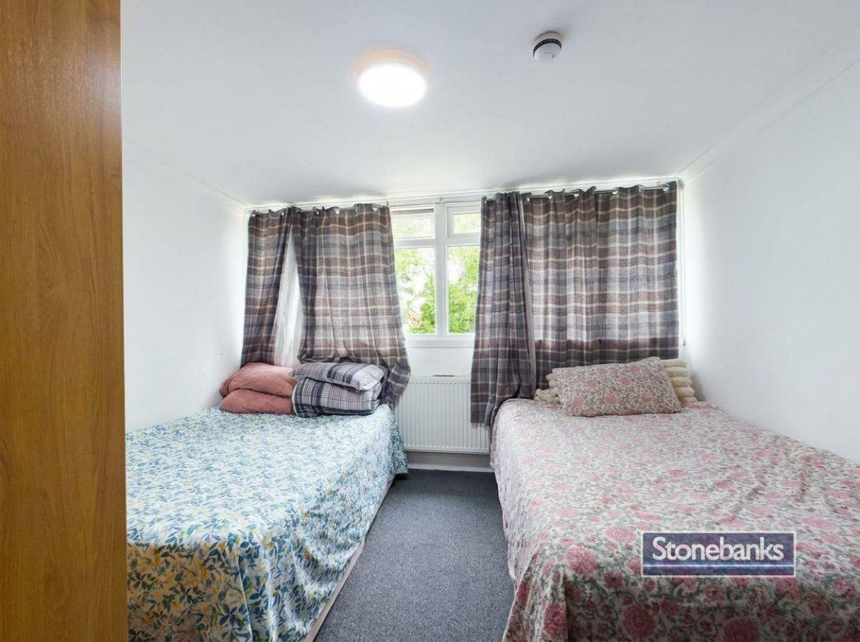 House Barchester Close in Greater London