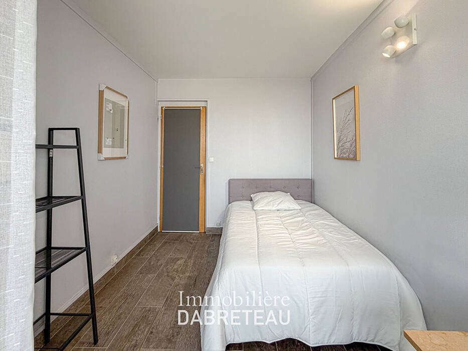 Chambre Rue du Parc à Bron