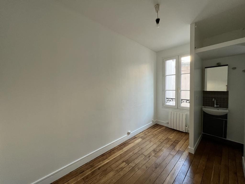 Flat Rue du Faubourg Poissonnière in Paris