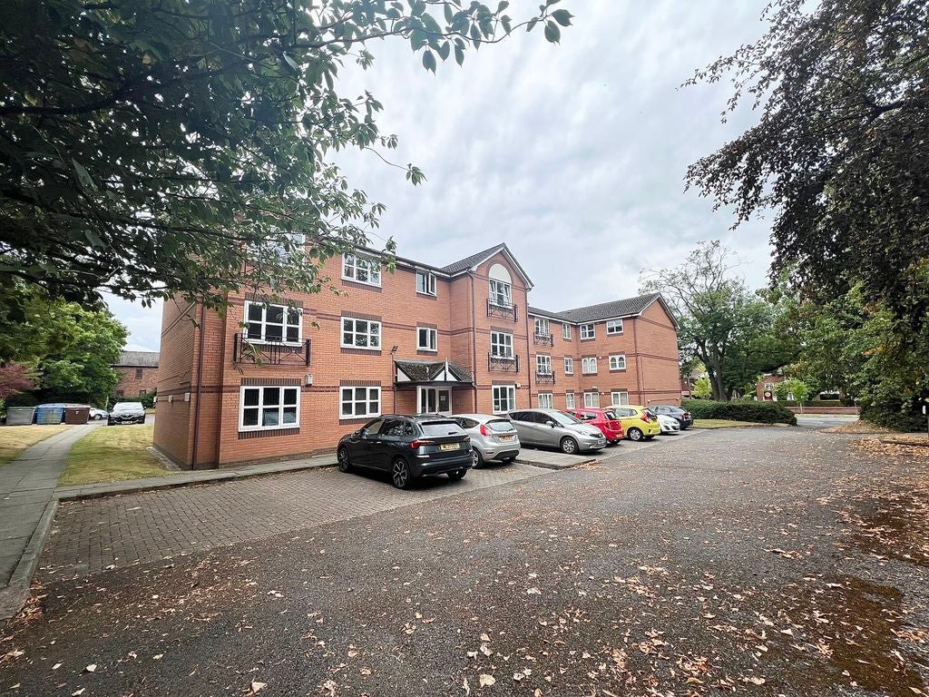 Flat Lancaster Road in Salford