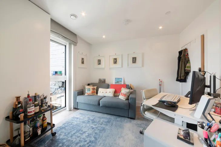 Flat New Drum Street in Greater London