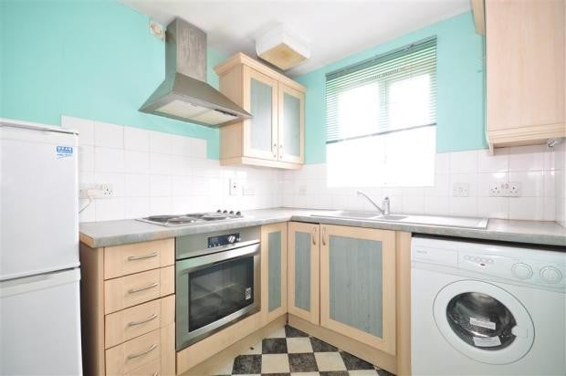 Flat Palliser Drive in Greater London