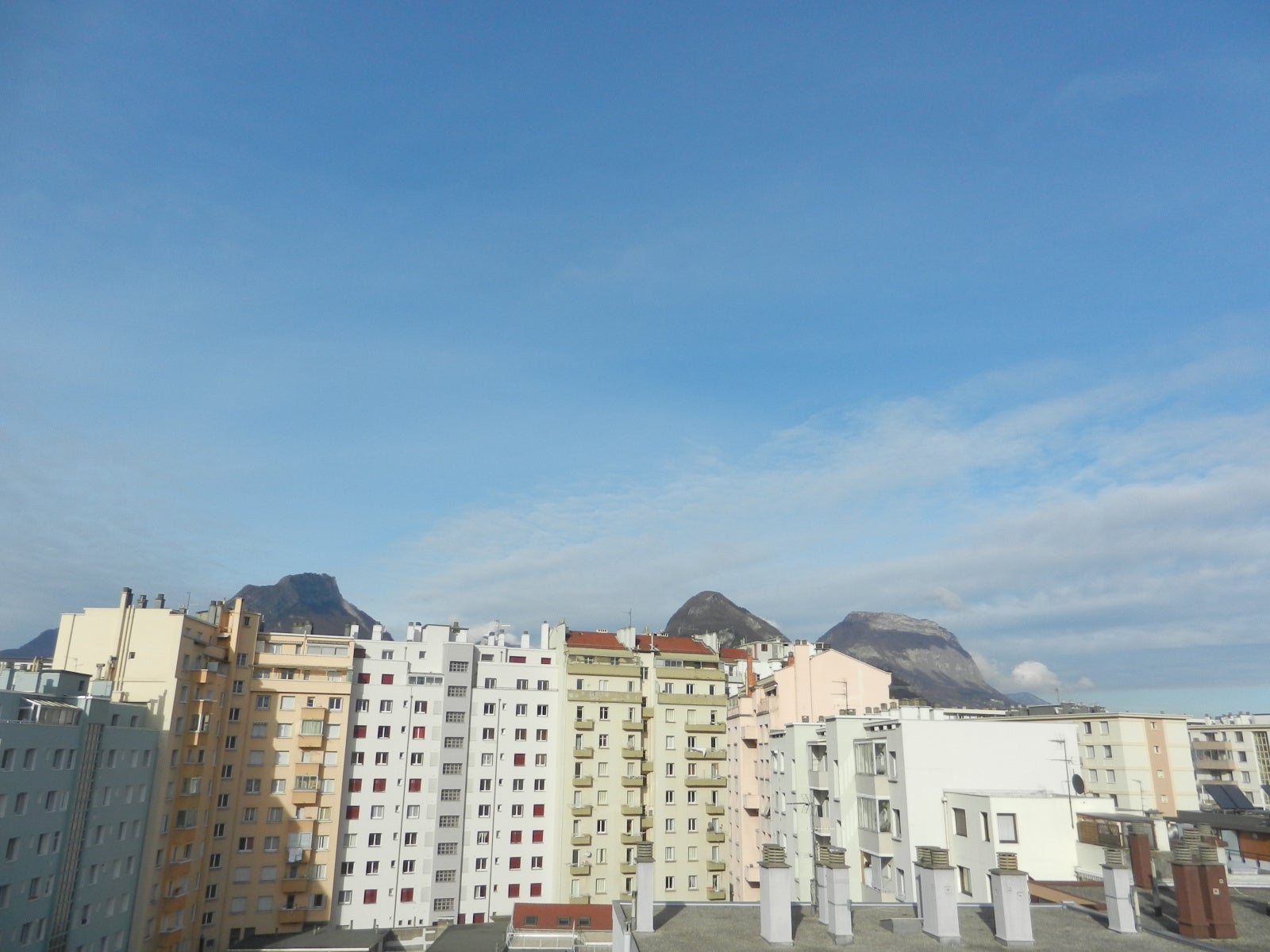 Appartement Rue des Champs Élysées à Grenoble