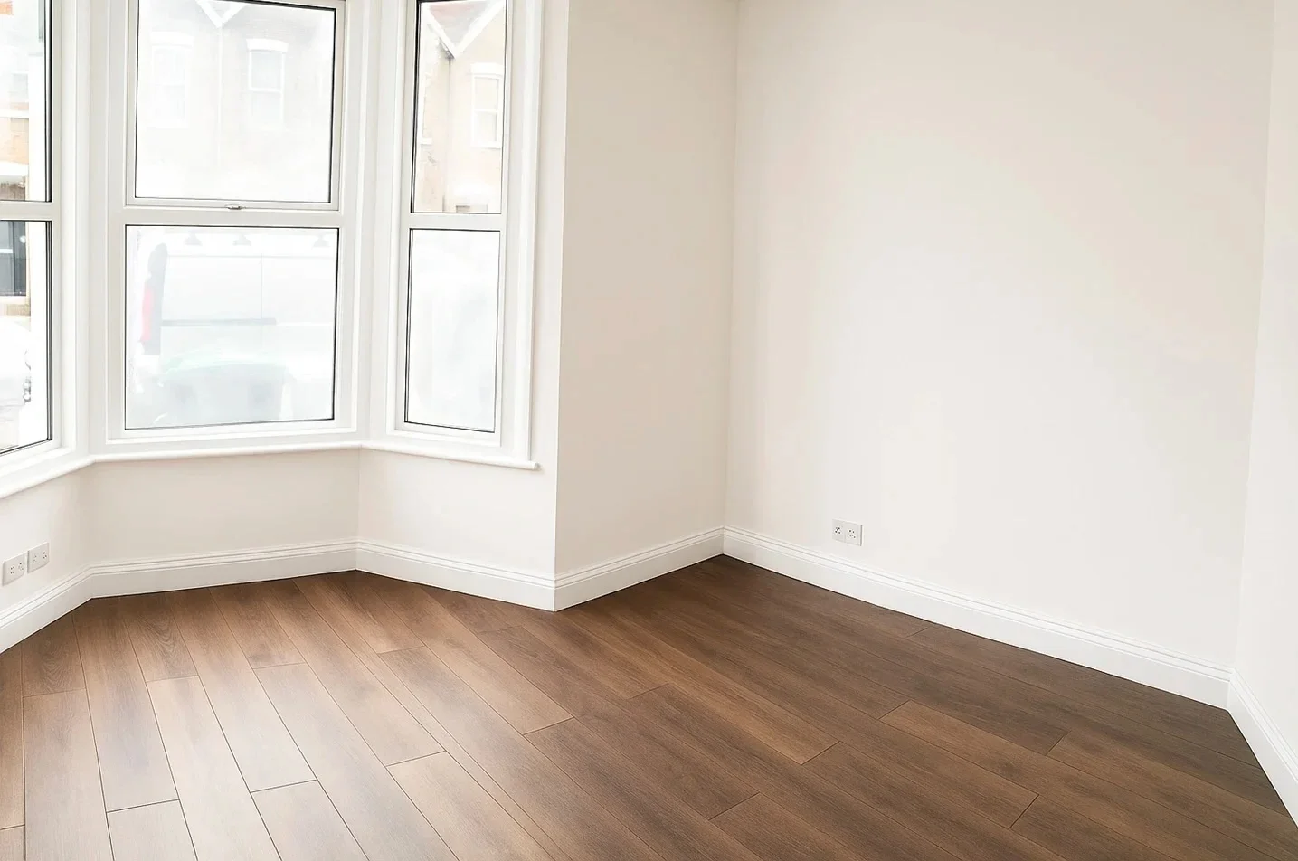 Flat Baronet Road in Greater London
