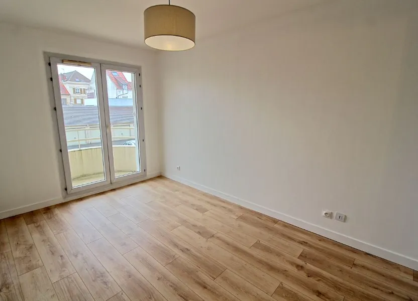 Flat Rue Victor Hugo in Pont-Sainte-Maxence