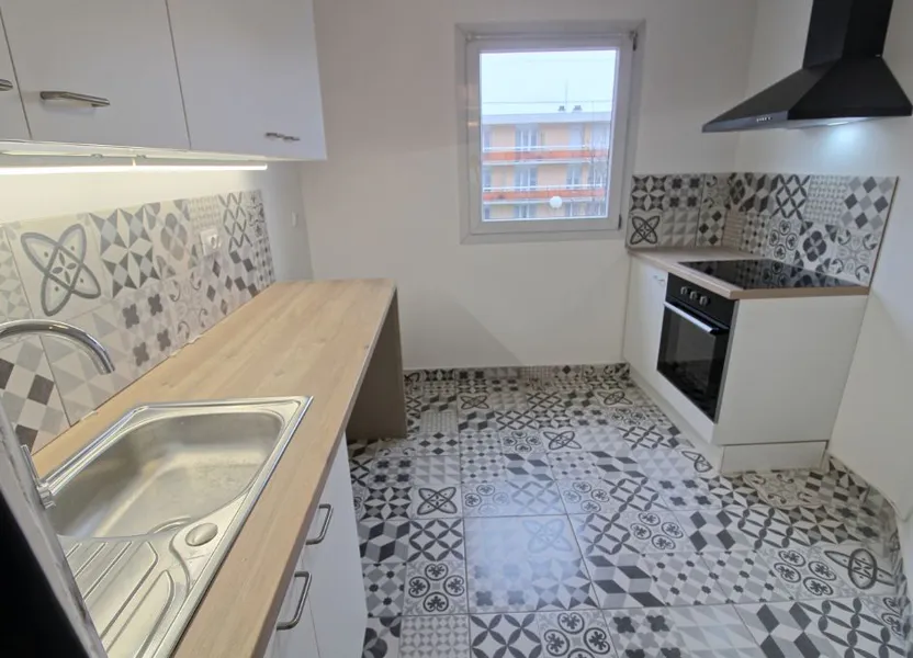 Flat Rue Victor Hugo in Pont-Sainte-Maxence