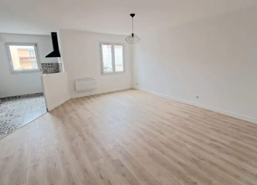 Flat Rue Victor Hugo in Pont-Sainte-Maxence