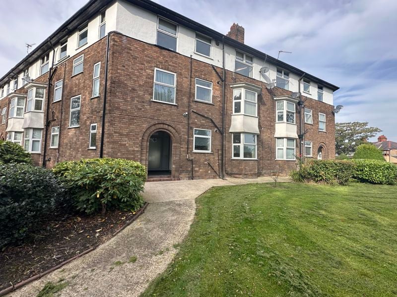 Flat Alder Road in Liverpool