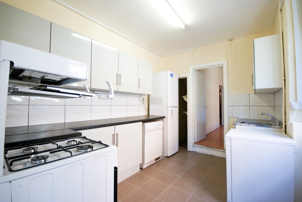 Room Pershore Road in Birmingham