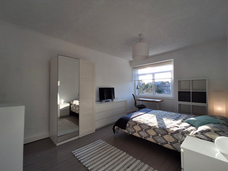 Room Colinton Mains Road in City of Edinburgh