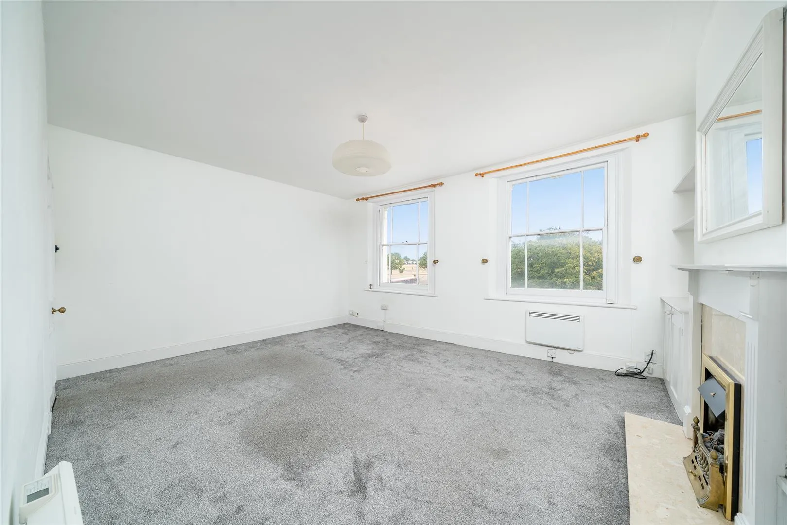 Flat Montpelier Vale in Greater London