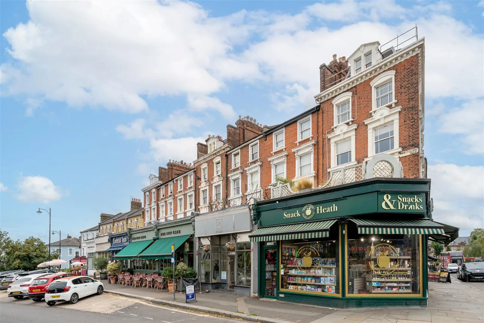 Flat Montpelier Vale in Greater London