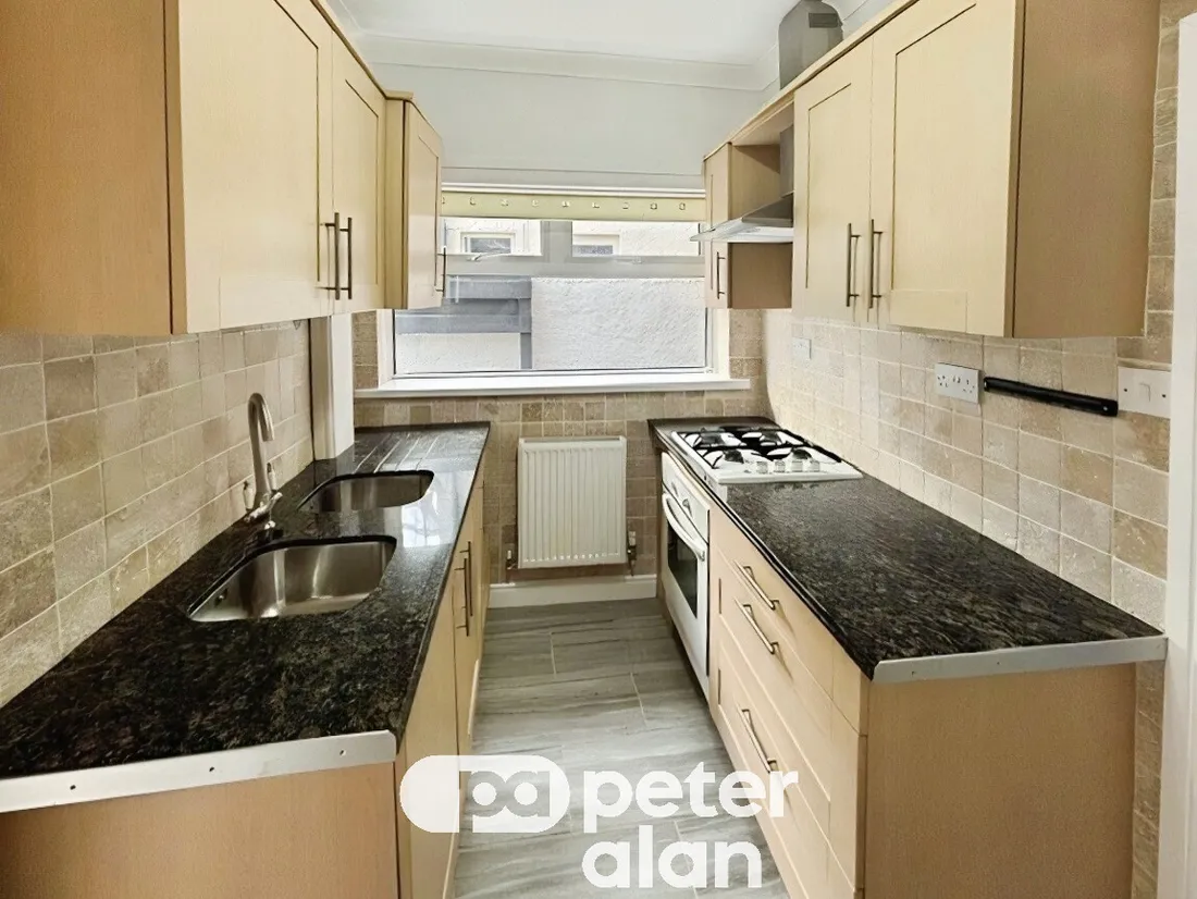 Flat Wellfield Avenue in Porthcawl