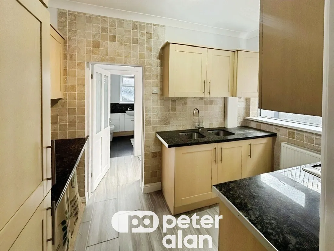 Flat Wellfield Avenue in Porthcawl