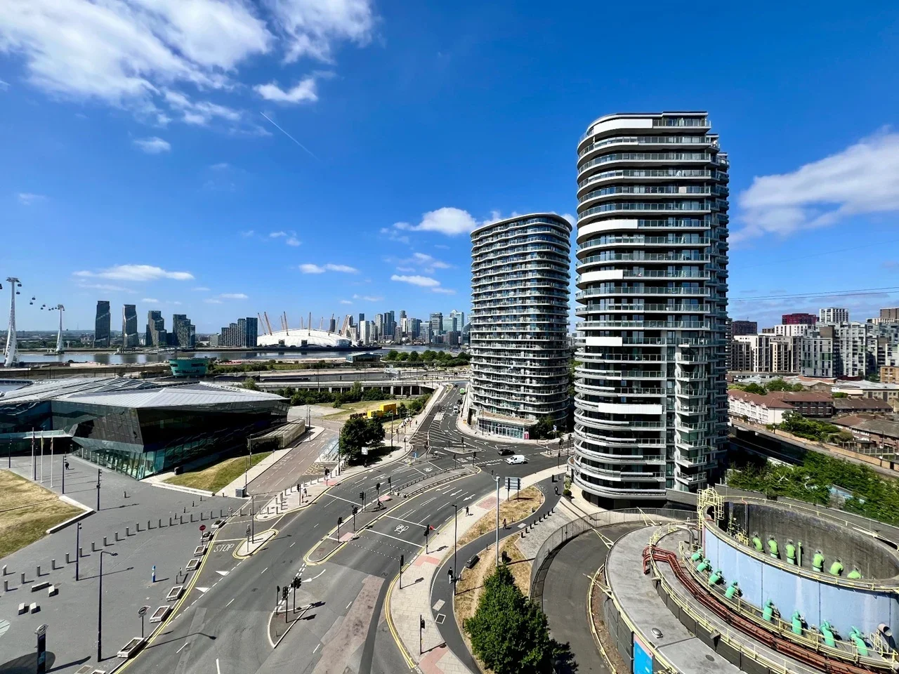 Flat Western Gateway in Greater London