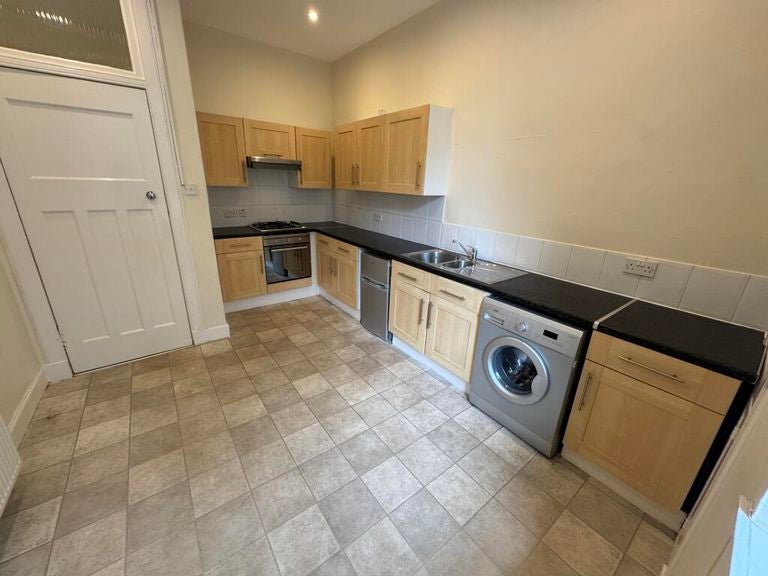 Flat Ledard Road in Glasgow