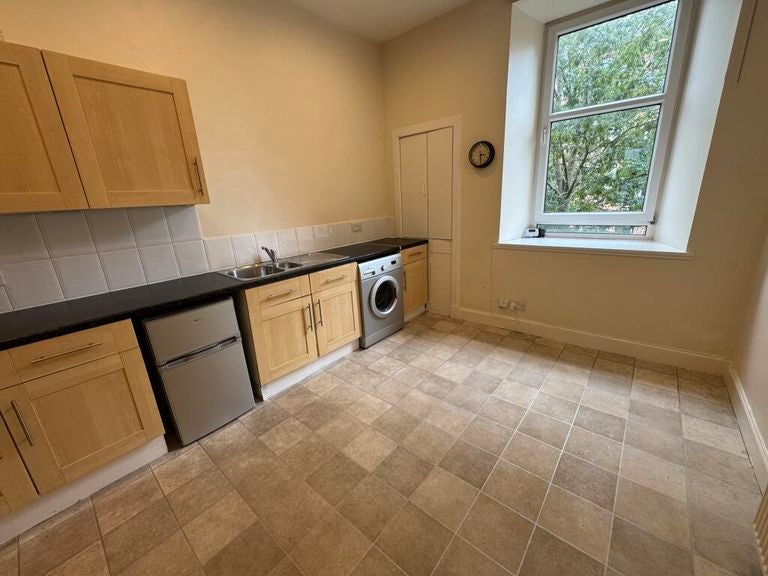 Flat Ledard Road in Glasgow