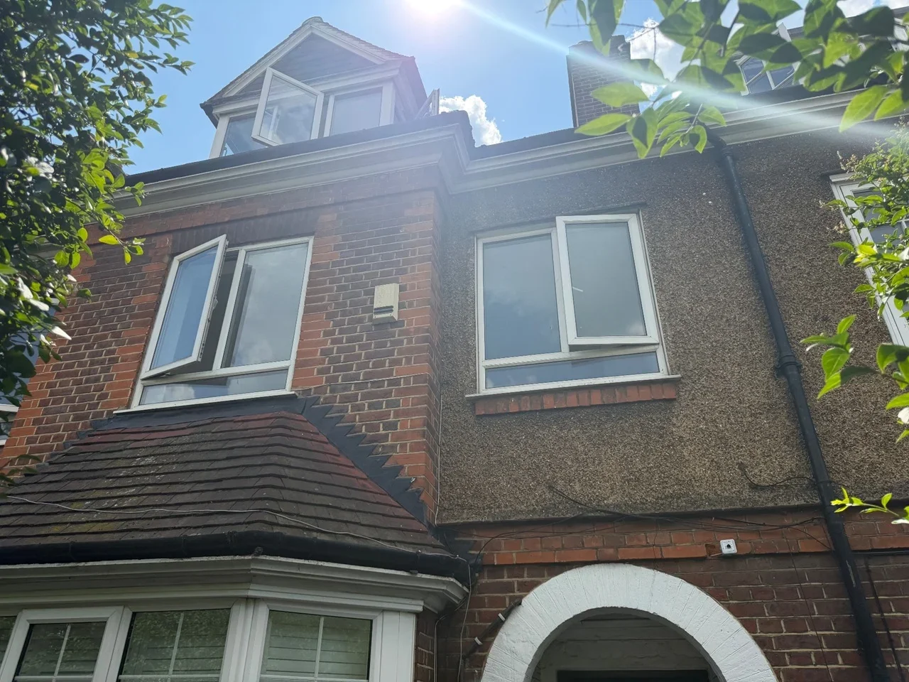 Flat Lordship Lane in Greater London