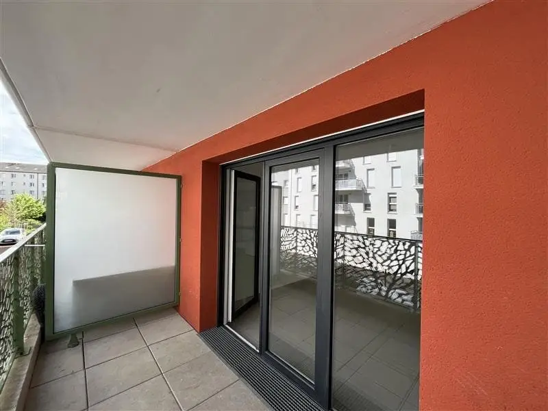 Flat Allée de la Flûte Enchantée in Lucé