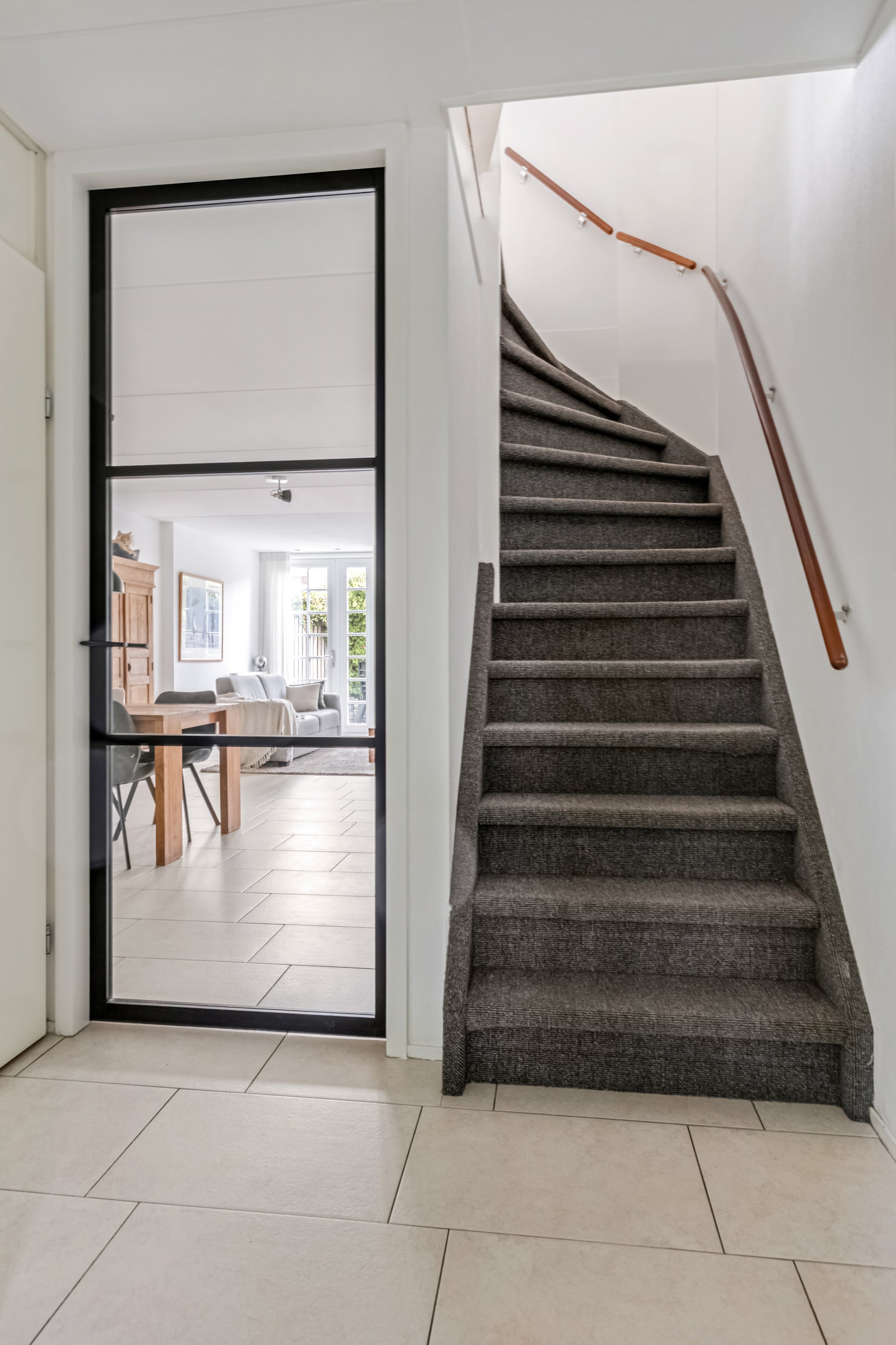Tussenwoning te koop: Raperbeek 156, Barneveld