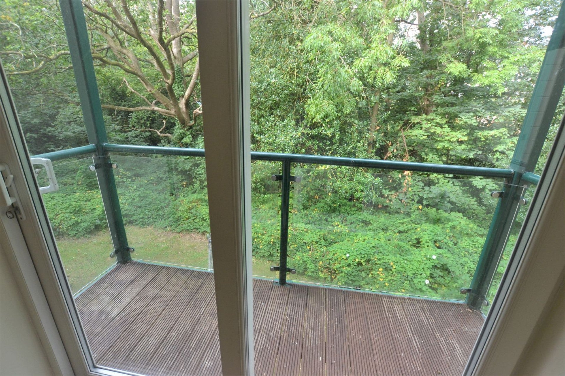 Flat Stone Court in St Leonards