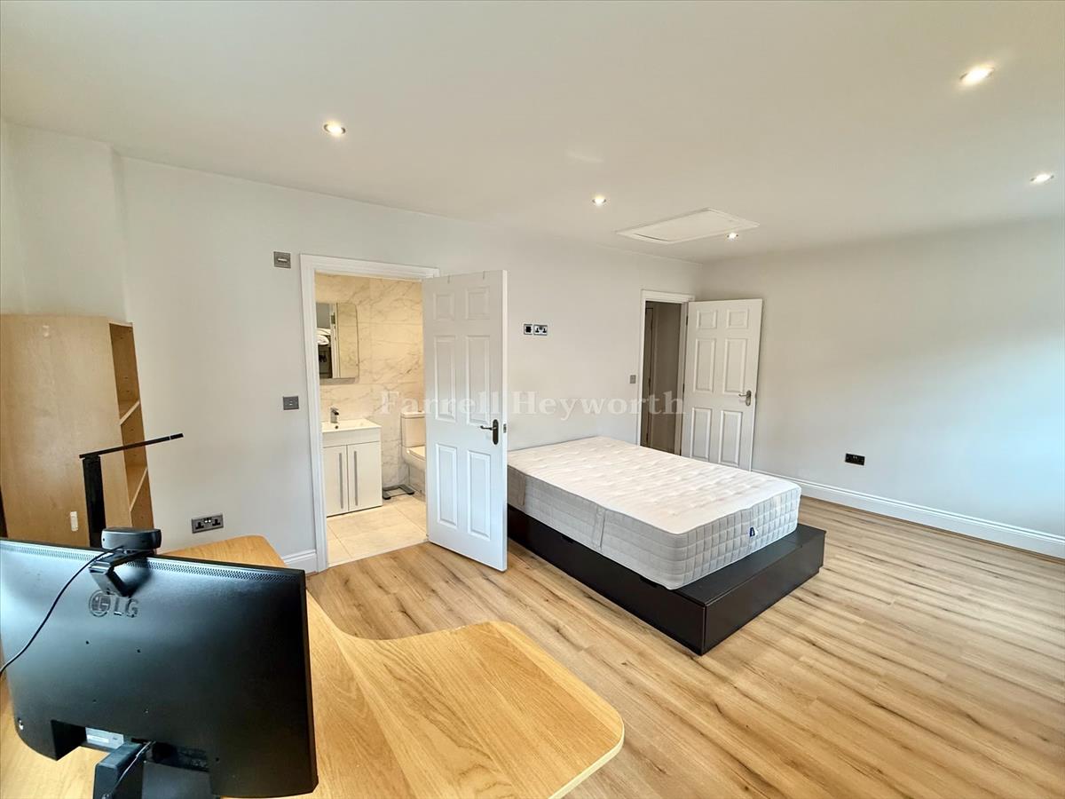 Flat Winckley Square in Preston