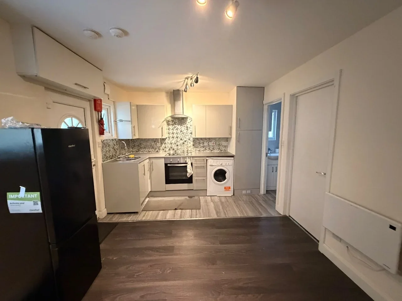 Flat Harpour Road in Greater London