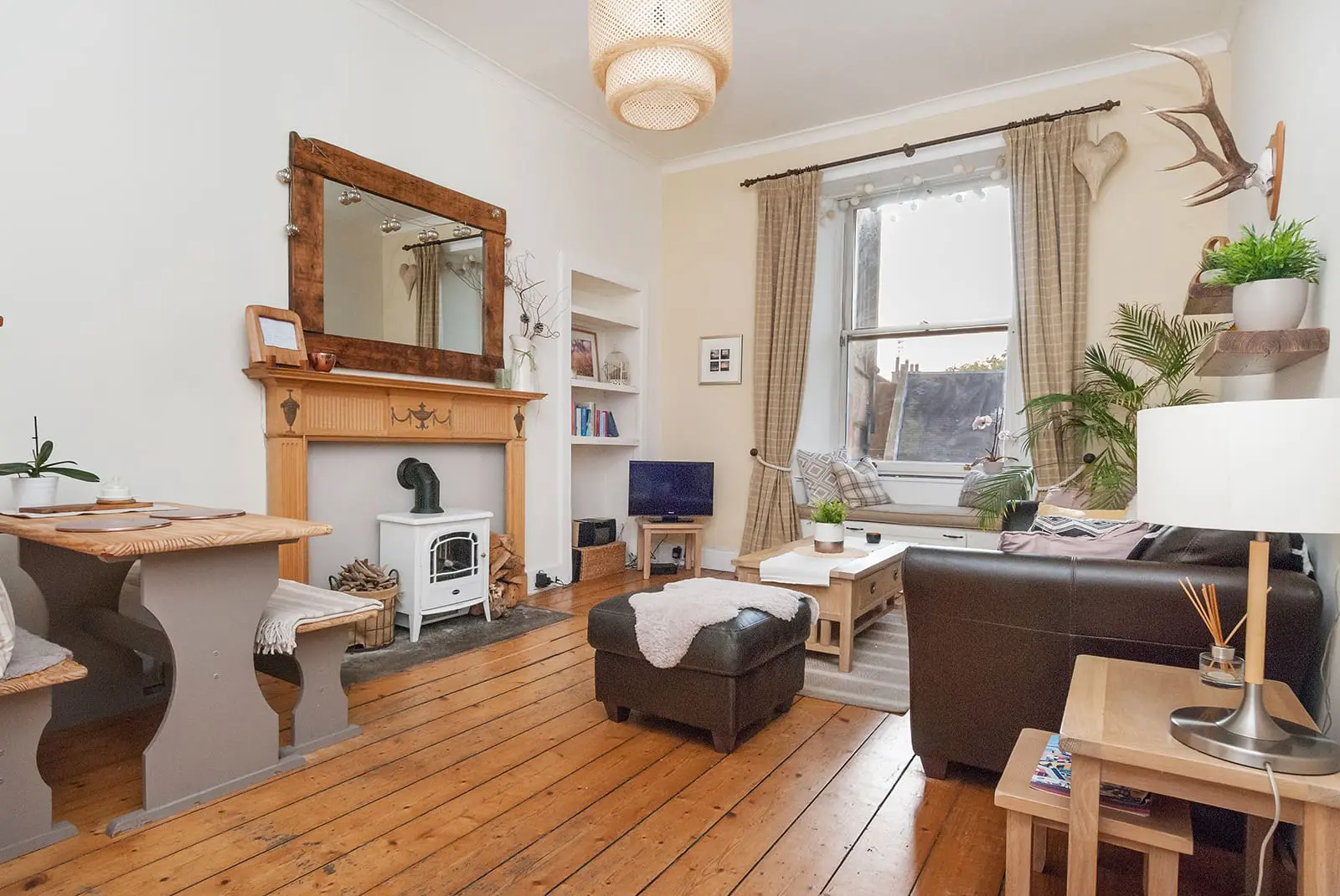 Flat Deanhaugh Street in City of Edinburgh