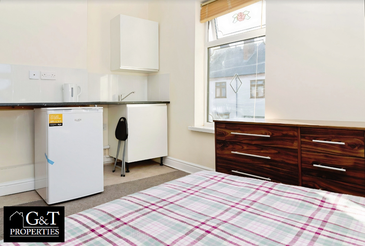 Room Green Lane in Halesowen